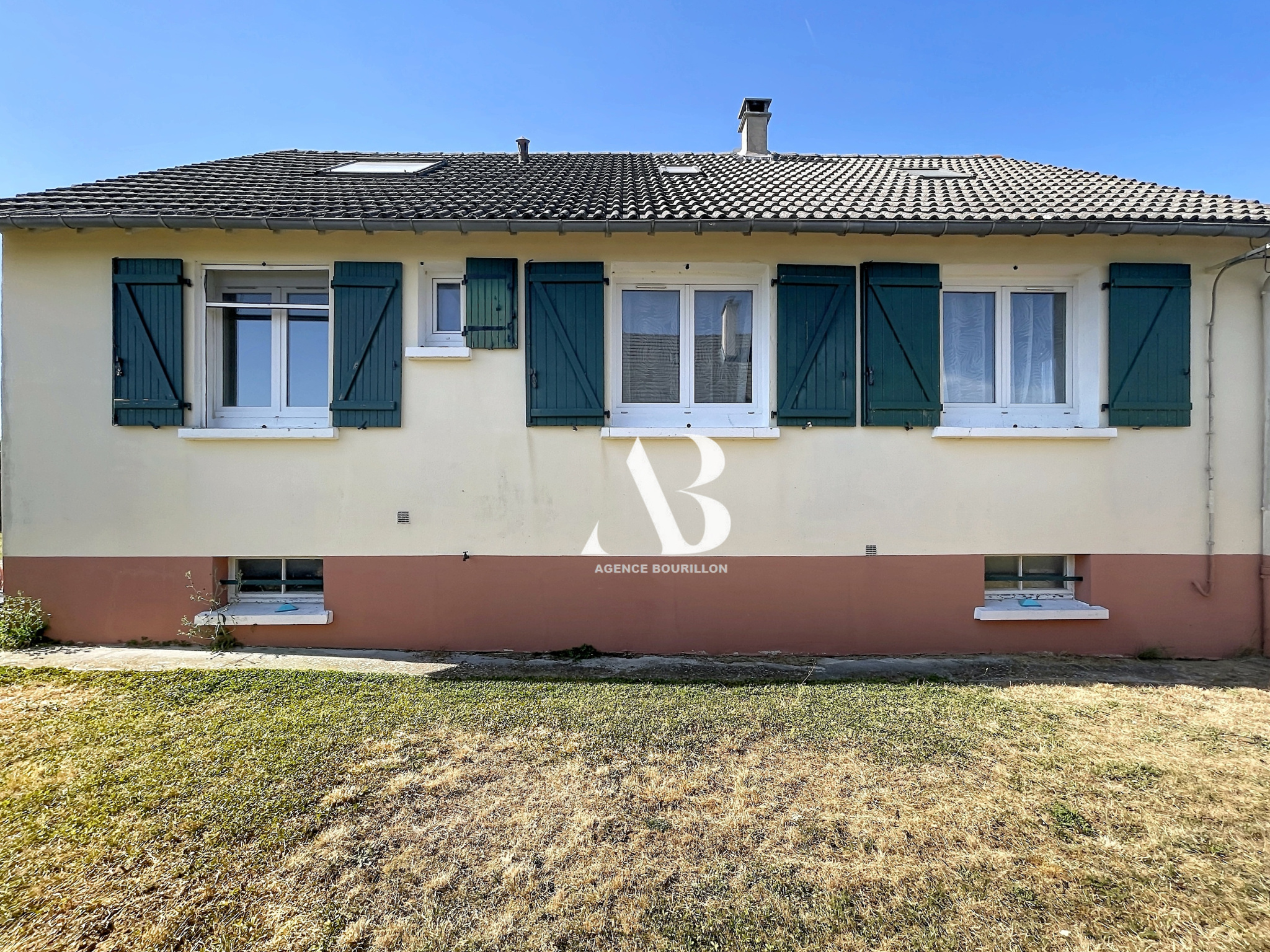 Pavillon 133 m2 - 3 chambres (2 RDC) - Jardin 720 m2 5 min